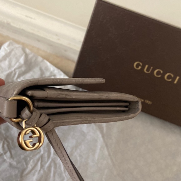 Gucci - Picture 10 of 11